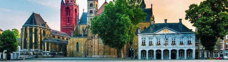 Bezoek Maastricht in een Autohopper huurauto