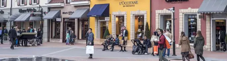 Bezoek Roermond in een Autohopper huurauto